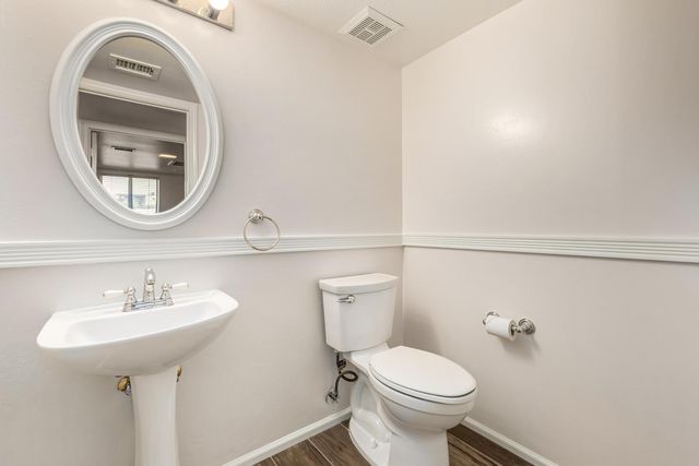 14831 N 42nd, Phoenix, AZ 85032