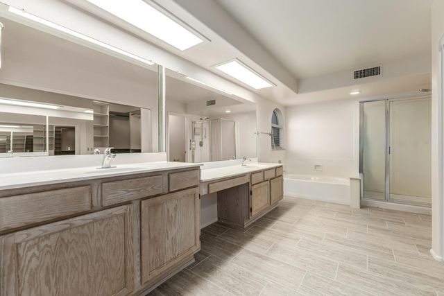 14831 N 42nd, Phoenix, AZ 85032