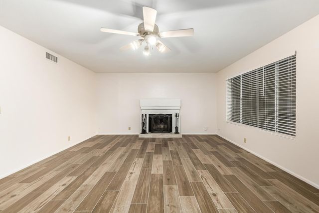 14831 N 42nd, Phoenix, AZ 85032