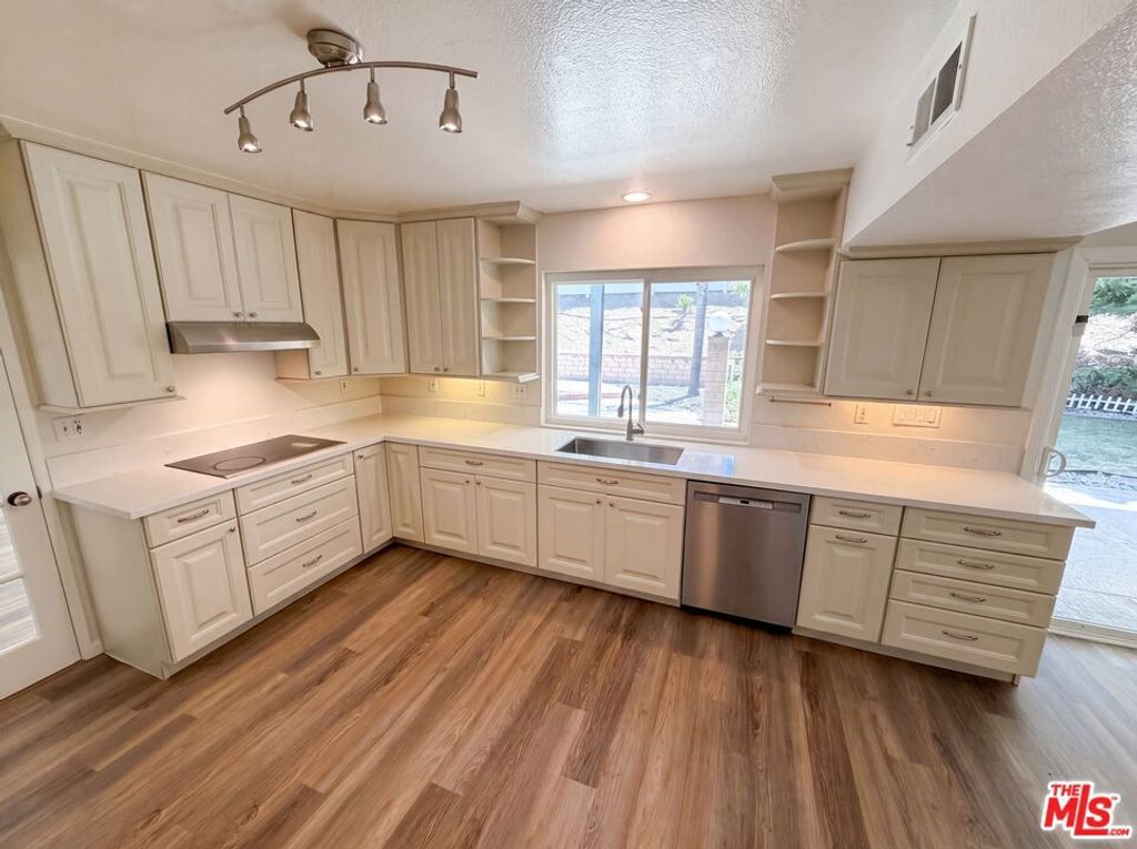 1338 Calle Galante, San Dimas, CA 91773