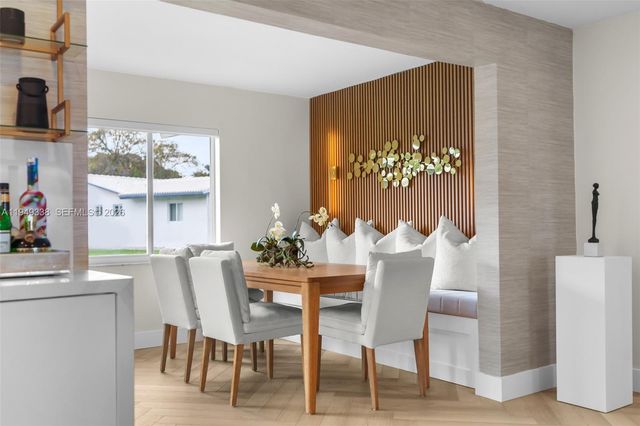 1581 NW 85th Ter, Plantation, FL 33322