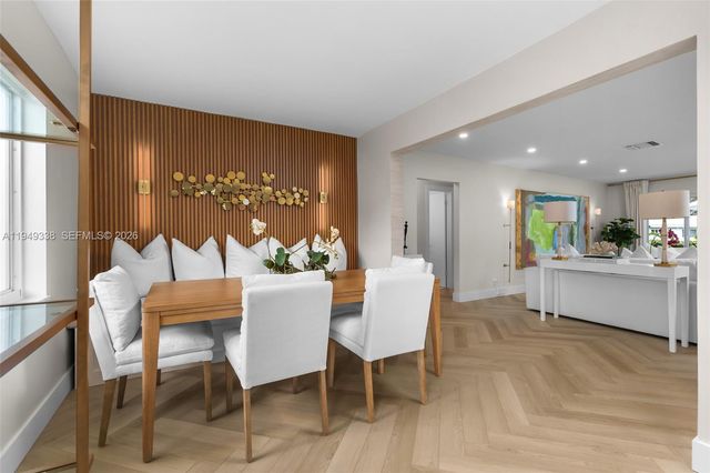 1581 NW 85th Ter, Plantation, FL 33322