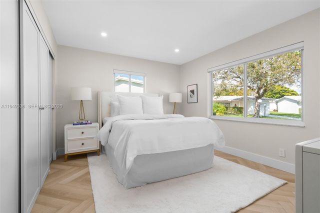 1581 NW 85th Ter, Plantation, FL 33322