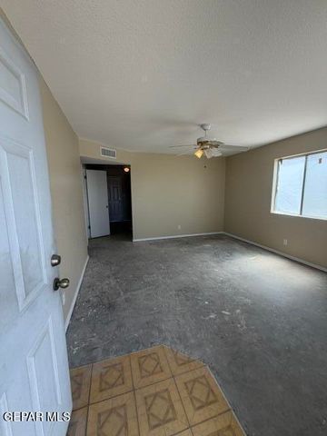 9025 BEGONIA Place, El Paso, TX 79907