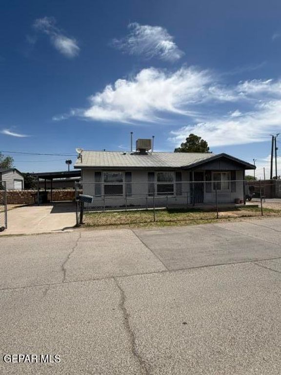 9025 BEGONIA Place, El Paso, TX 79907