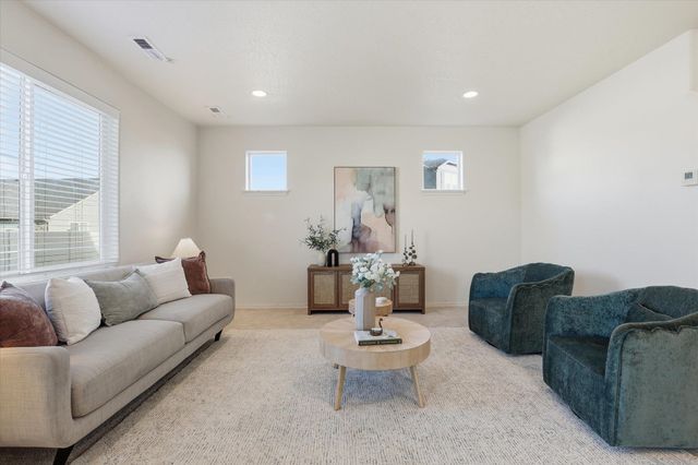 735 Grouse Ct, Cheney, WA 99004