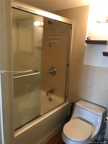 2025 NE 164th St 1015, North Miami Beach, FL 33162