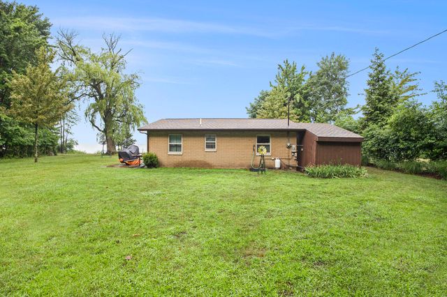 1466 Lake Shore Drive, Fennville, MI 49408