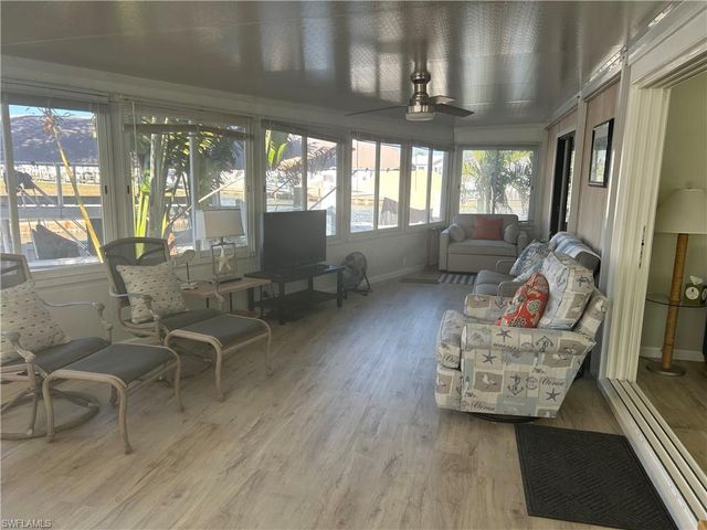 3954 Dewberry LN, St. James City, FL 33956