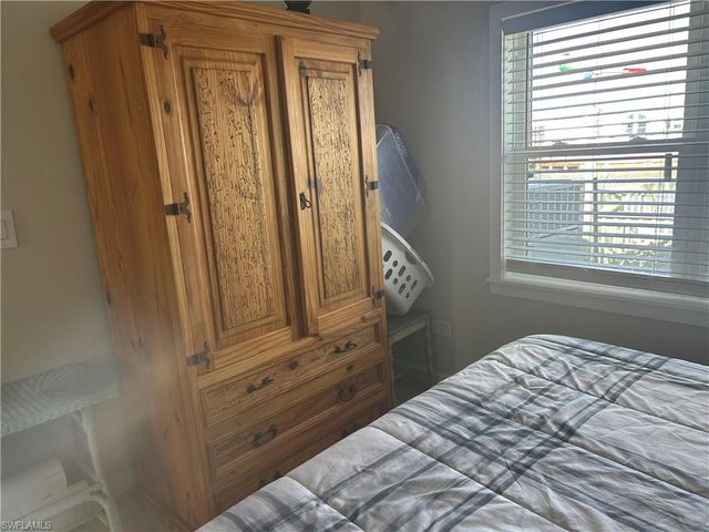 3954 Dewberry LN, St. James City, FL 33956