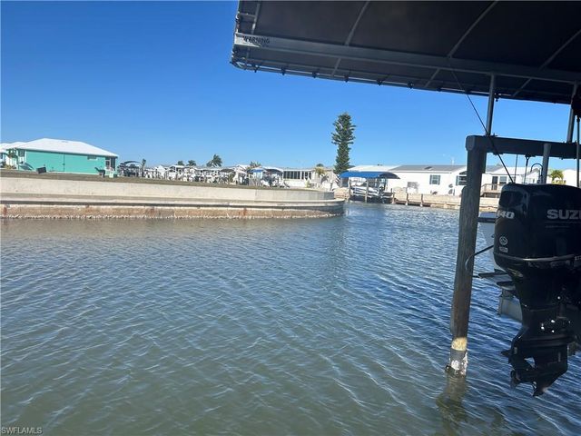 3954 Dewberry LN, St. James City, FL 33956