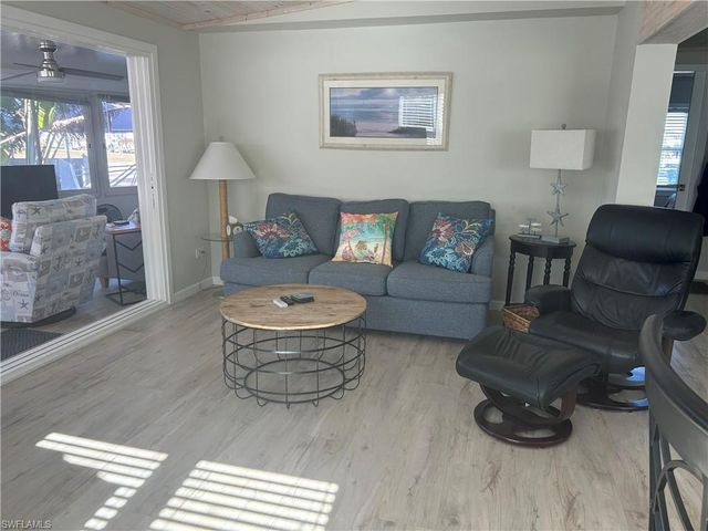 3954 Dewberry LN, St. James City, FL 33956