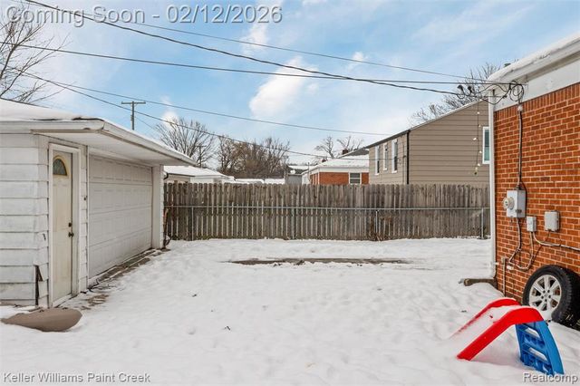 29336 Rosebriar Street, Saint Clair Shores, MI 48081