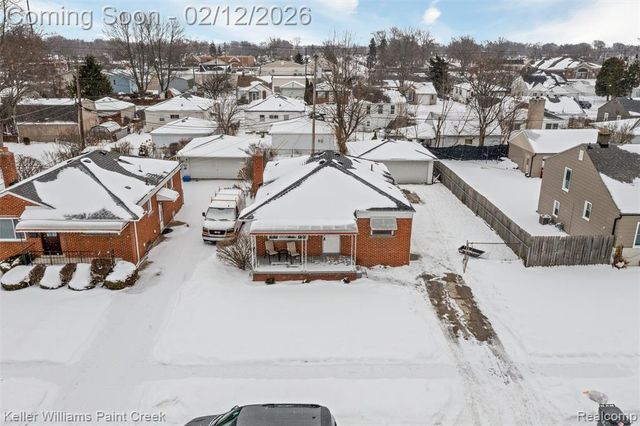 29336 Rosebriar Street, Saint Clair Shores, MI 48081