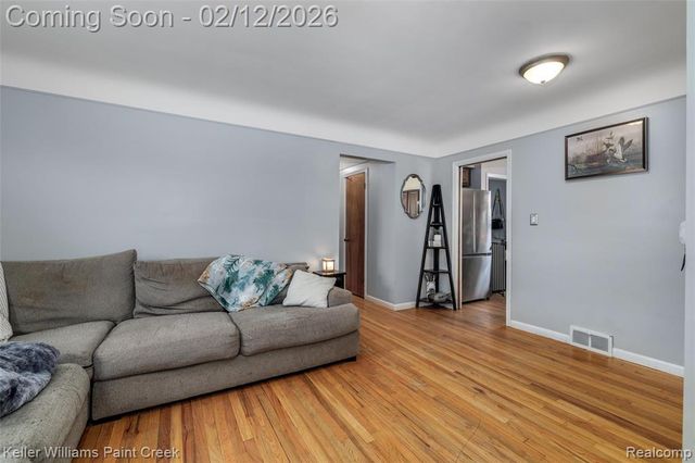 29336 Rosebriar Street, Saint Clair Shores, MI 48081