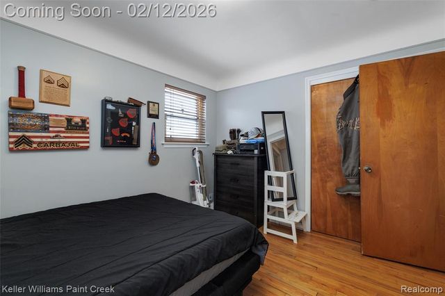 29336 Rosebriar Street, Saint Clair Shores, MI 48081