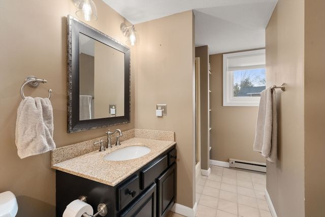 7 Gentry Ln 7, Uxbridge, MA 01569