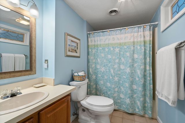 7 Gentry Ln 7, Uxbridge, MA 01569