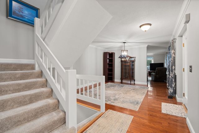 7 Gentry Ln 7, Uxbridge, MA 01569