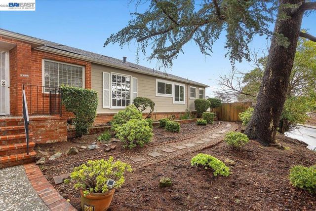 18028 18028 Almond Rd, Castro Valley, CA 94546