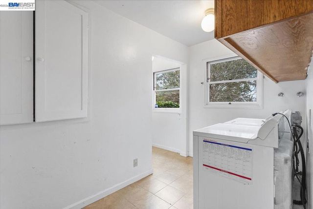 18028 18028 Almond Rd, Castro Valley, CA 94546