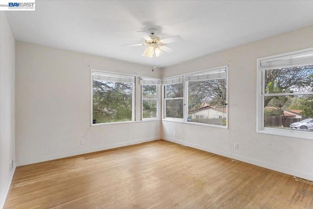 18028 18028 Almond Rd, Castro Valley, CA 94546