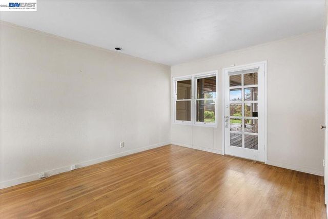 18028 18028 Almond Rd, Castro Valley, CA 94546