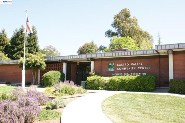 18028 18028 Almond Rd, Castro Valley, CA 94546