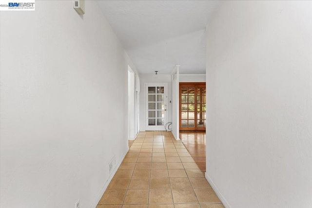 18028 18028 Almond Rd, Castro Valley, CA 94546