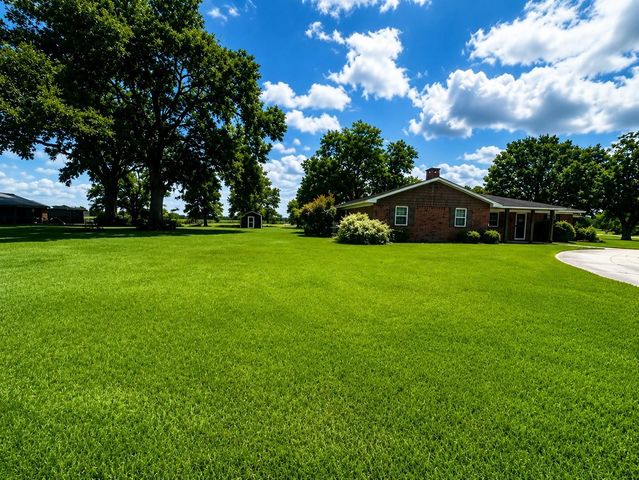 2947 Turtle Creek Drive, Wharton, TX 77488