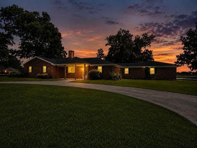 2947 Turtle Creek Drive, Wharton, TX 77488