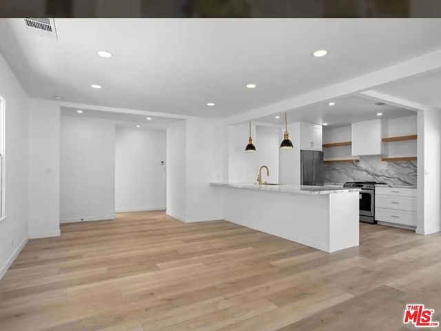 2218 24th Street, Santa Monica, CA 90405