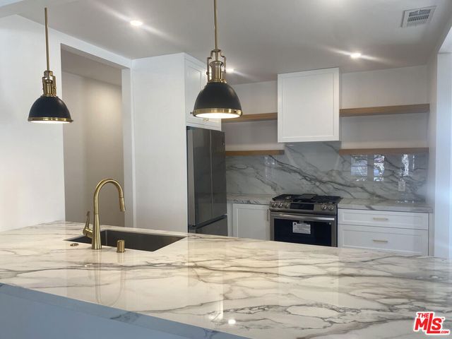 2218 24th Street, Santa Monica, CA 90405