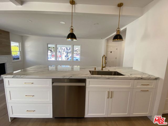 2218 24th Street, Santa Monica, CA 90405