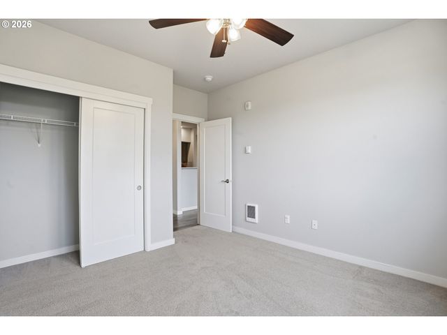 16417 Nw CHADWICK Way 203, Portland, OR 97229