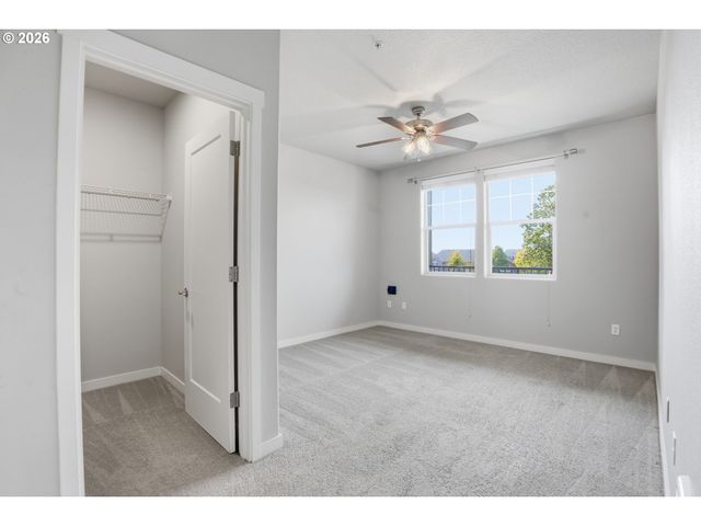16417 Nw CHADWICK Way 203, Portland, OR 97229