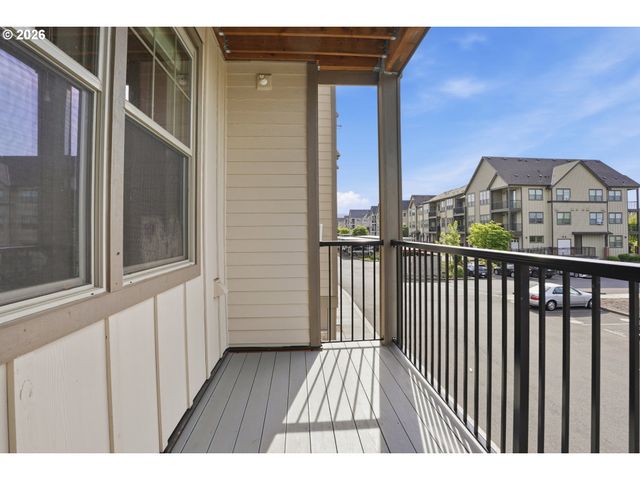 16417 Nw CHADWICK Way 203, Portland, OR 97229