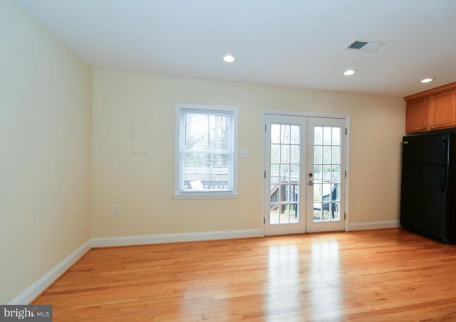 234 CAMERON ST, Berryville, VA 22611