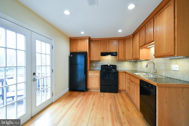 234 CAMERON ST, Berryville, VA 22611