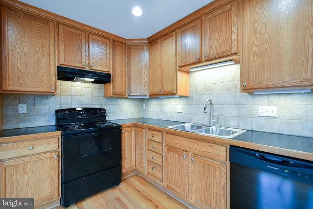 234 CAMERON ST, Berryville, VA 22611