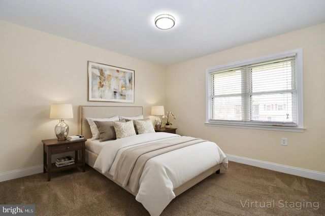 234 CAMERON ST, Berryville, VA 22611