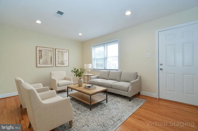 234 CAMERON ST, Berryville, VA 22611