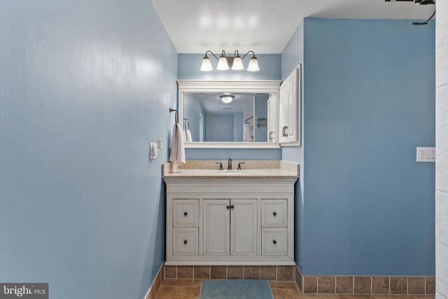 2223 FLEET ST, Baltimore, MD 21231
