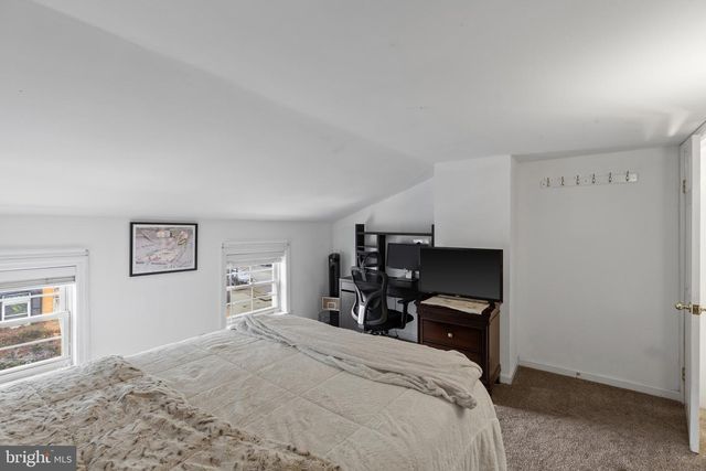 2223 FLEET ST, Baltimore, MD 21231