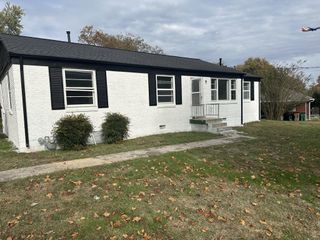 2906 Lakeland Dr, E, Nashville, TN 37214