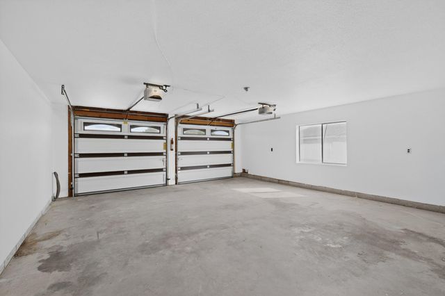 1401 35th Circle SE, Rio Rancho, NM 87124
