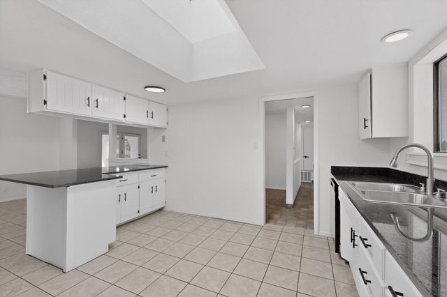 1401 35th Circle SE, Rio Rancho, NM 87124
