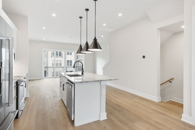 714 41st Ave, N, Nashville, TN 37209