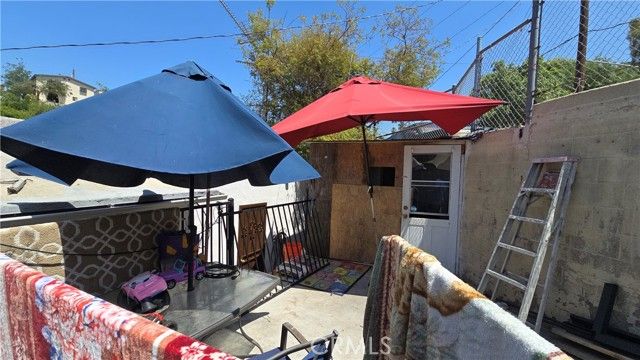1022 Geraghty Avenue, Los Angeles, CA 90063