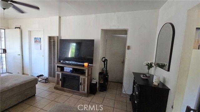 1022 Geraghty Avenue, Los Angeles, CA 90063